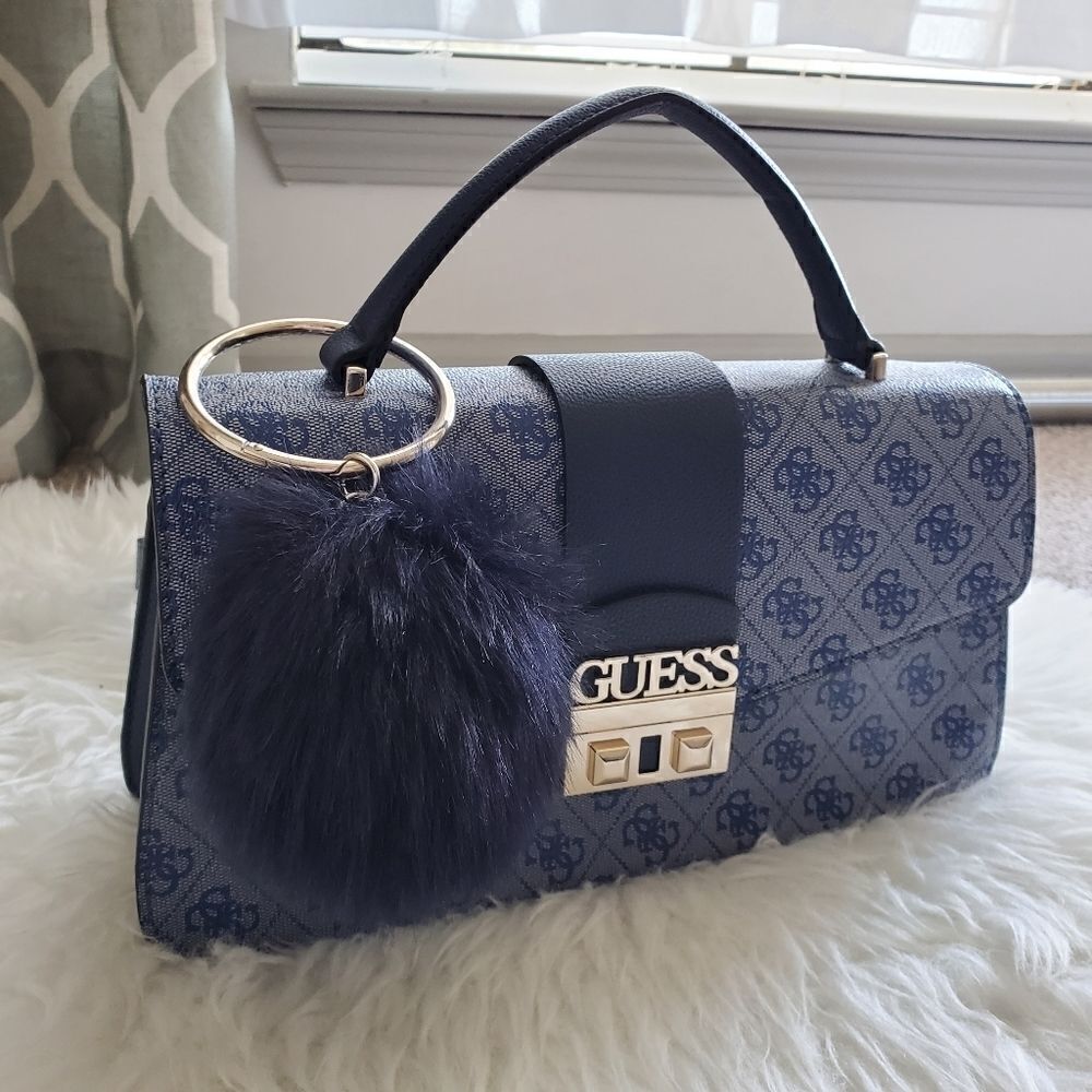 Guess Handbag - Picture 4 of 15